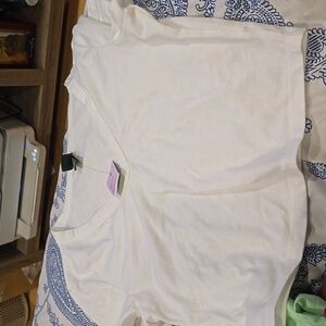 ❤️10/$20 New wild fable top